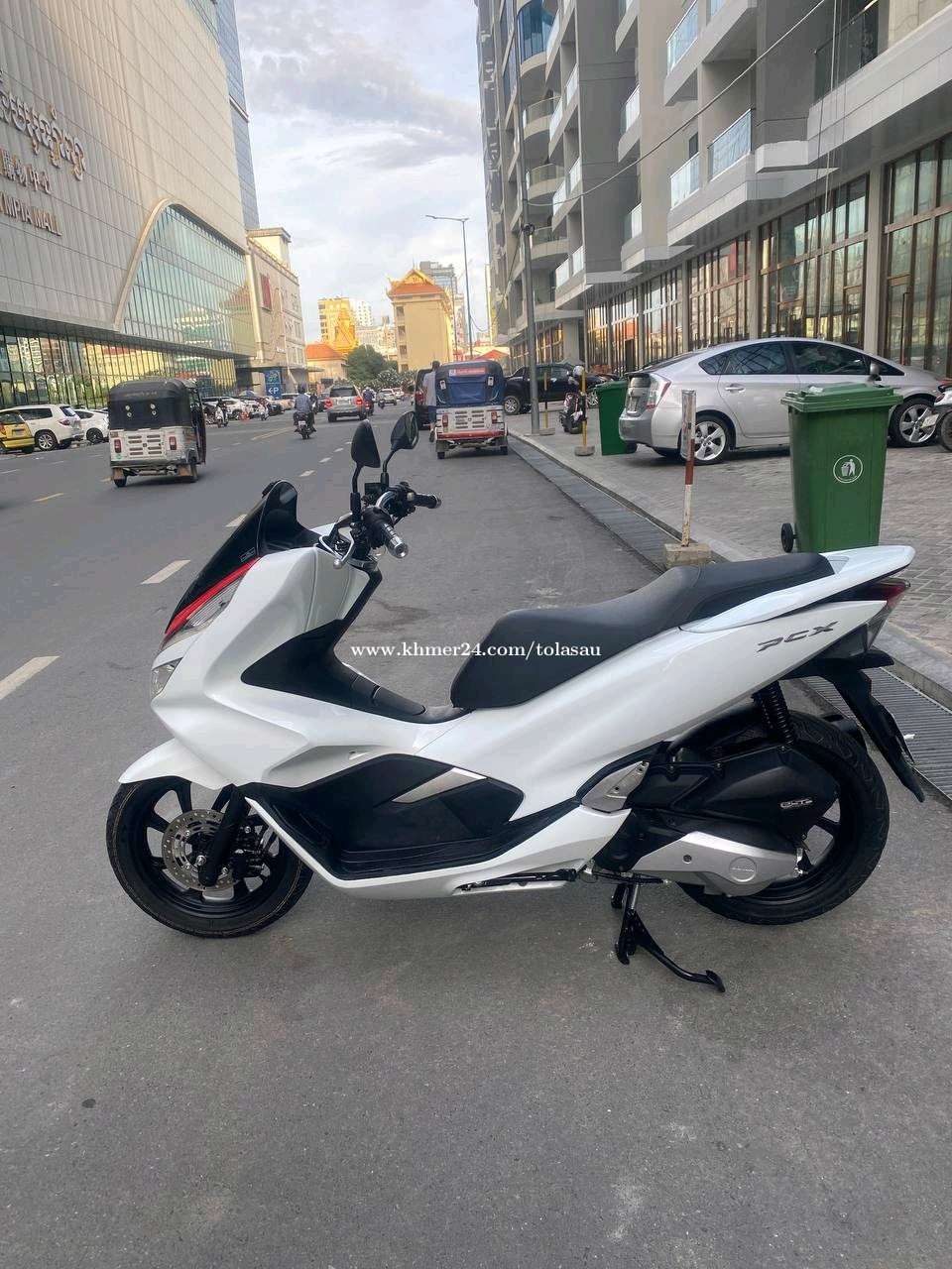 honda pcx 2018 price