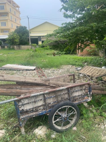 ដីសម្រាប់លក់ (ទីតាំងភ្នំពេញថ្មី សែនសុខ) ទំហំដី 2400m2 / 1m 850$ ចរចារ មានផ្លង់រឹងត្រឹមត្រូវ