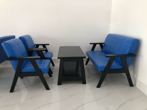 ឈុតសាឡុង អក្សរA