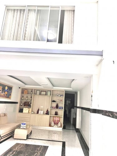 ដាក់លក់ផ្ទះផ្ទាល់ខ្លួនមួយកន្លែង ជិតនឹងផ្សារទួលពង្រ នឹងផ្សារទំនើប Lucky តែ100mប៉ុណ្ណោះ