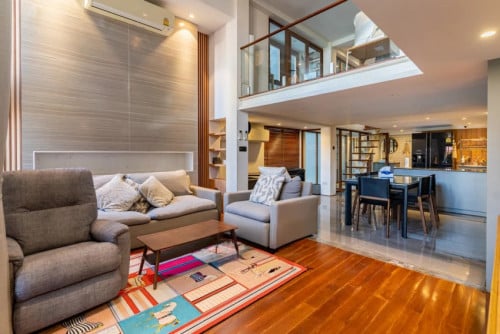 4BR Townhouse For Rent In Daun Penh Area