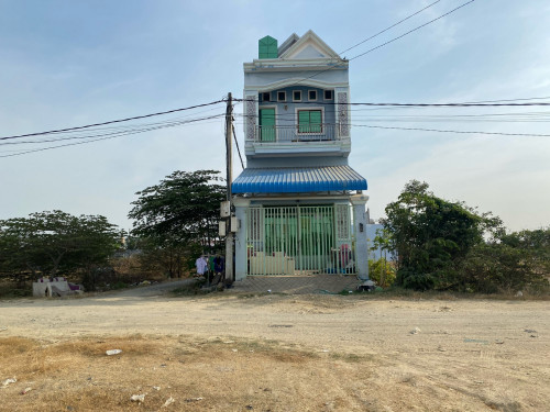 ផ្ទះលក់និងដី