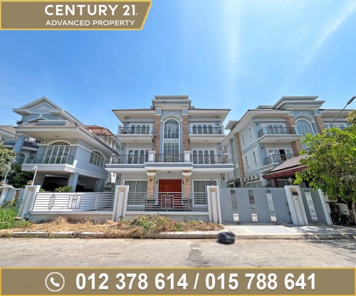 វីឡាទោល (Diamond Villa​) ក្នុងបុរី វិមានភ្នំពេញ​598 ផ្លូវឯកឧត្តមជាសុផារ៉ា ត្រូវការលក់បន្ទាន់ខ្លាំង