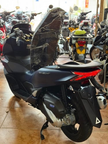 Honda PCx 125cc ABS 2023 ម៉ូតូជប៉ុន