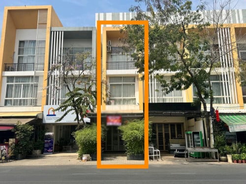 ផ្ទះសម្រាប់ជួល នៅក្នុង បុរីប៉េងហួត