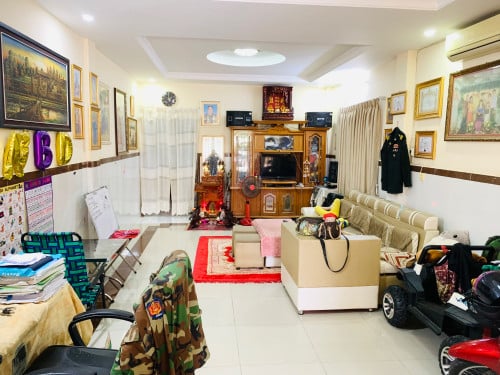 ផ្ទះលក់ បន្ទាន់ $89000 ចរចារ ប្លង់រឹង តំបន់មិនលិចទឹក ខណ្ឌសែនសុខ តំបន់ផ្សារអុីអ៊ន ២