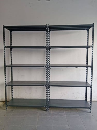 ធ្នើដែក