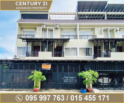 🏘 វីឡាកូនកាត់(LB) ក្នុងបុរី លីសុវណ្ណ​ ត្រូវការលក់បន្ទាន់ខ្លាំង