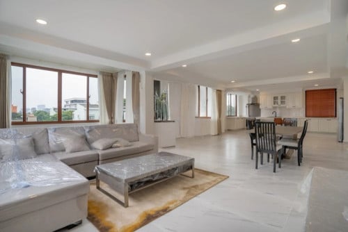 4BR Spacious Apt For Rent In BKK1