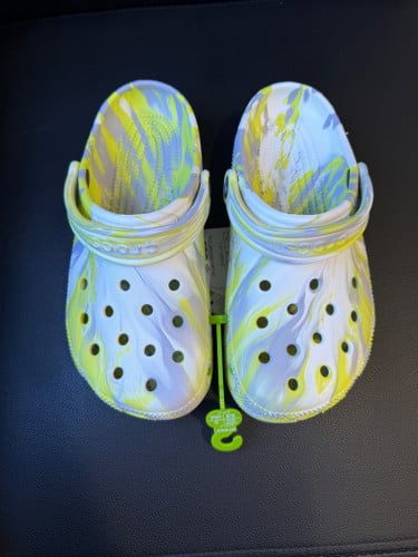 Original crocs size 39