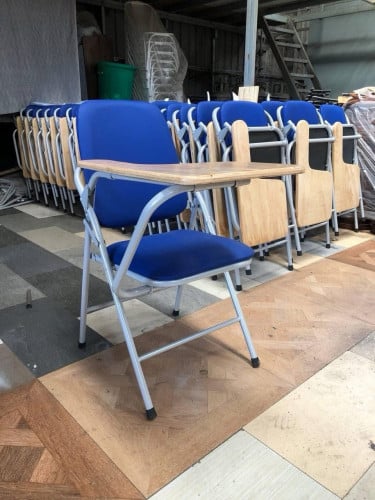 កៅអីសិស្ស