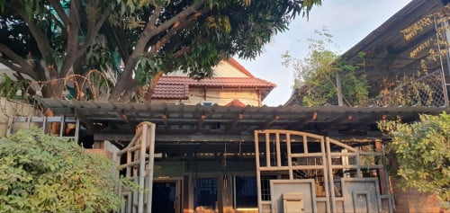 House for rent ផ្ទះជួលទល់មុខសារៈមន្ទីជើងឯក