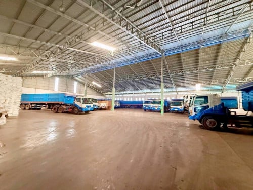 Warehouse 5500m2 st. Hanoi for sale