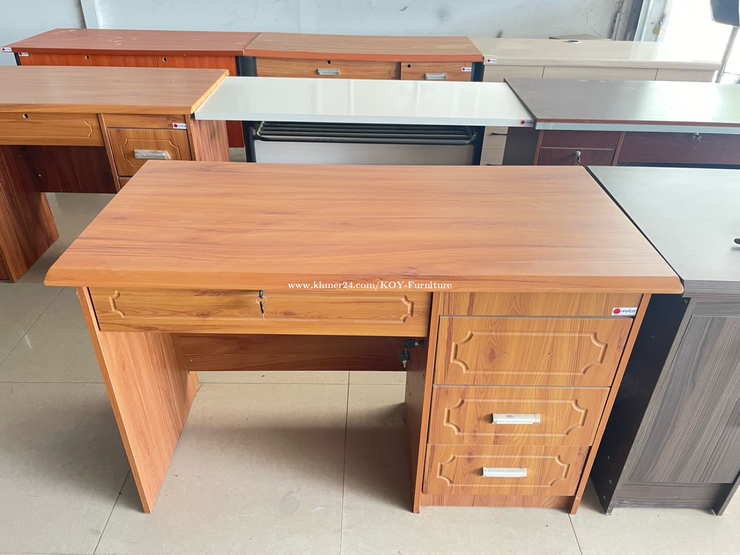 តុ ការិយាល័យ ហ្រ្វីដឹក price $75.00 in Kakab 2, Por Senchey, Phnom Penh ...