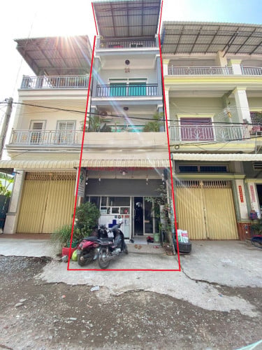 ๐ฆHouse Available for Urgent Sale at a Special Price (Negotiable).