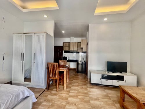 Studio room for rent