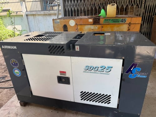 ម៉ាស៊ីនភ្លើងមួយទឹកលក់ 25kva