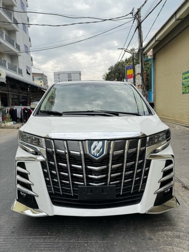2018 TOYOTA ALPHARD HYBRID EXECUTIVE LOUNGE FOR SALE