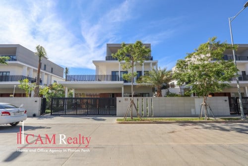 5 +1 Bedrooms Udom Thom Villa For Rent In Borey Chankir - Urban Land