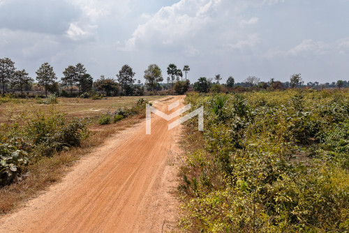 ដី #សម្រាប់លក់ ភូមិគន្ធាំ ឃុំវាលពន់ ស្រុកថ្ពង ខេត្តកំពង់ស្ពឺ