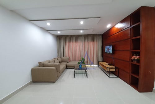 Service apartment 2 bedrooms for rent at BKK3 area