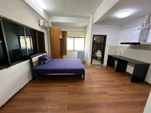 Very Best Location Room for Rent