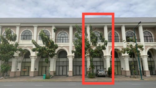 ផ្ទះល្វែងសម្រាប់ លក់ នៅបុរីប៉េងហួតបឹងស្នោ