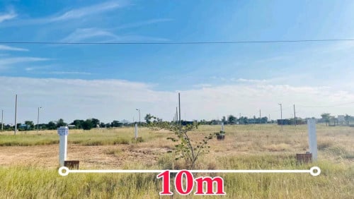 ម្ចាស់លក់ដីបន្ទាន់តម្លៃ 25000$ចរចា