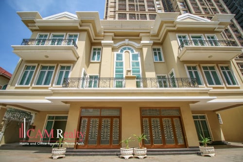 Twin Villa For Rent In Borey Chamkamon- 双拼别墅出租