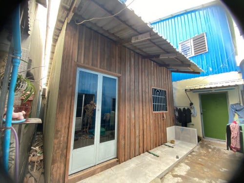 ផ្ទះលក់ ទល់មុខ ពេទ្យលោកសង្ឃ