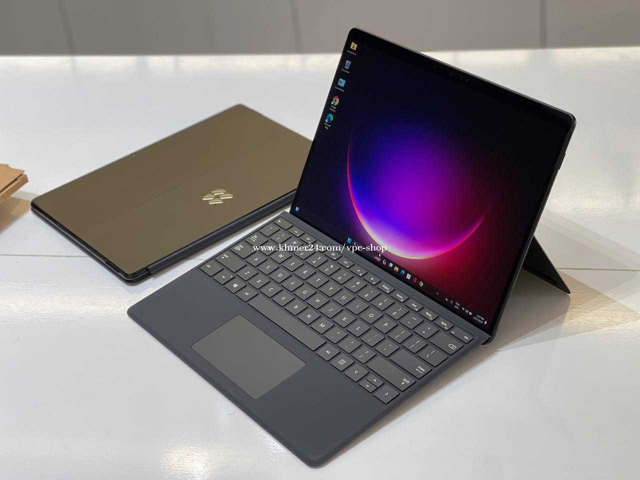Windowsタブレット本体 Surface Pro X SQ1 3.0Ghz/16GB/256GB/LTE Amazon.com : Microsoft Surface Pro X – 13