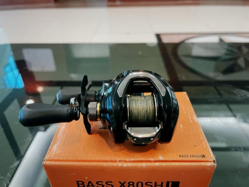 ដុំ Diawa Bass X ឆ្វេង