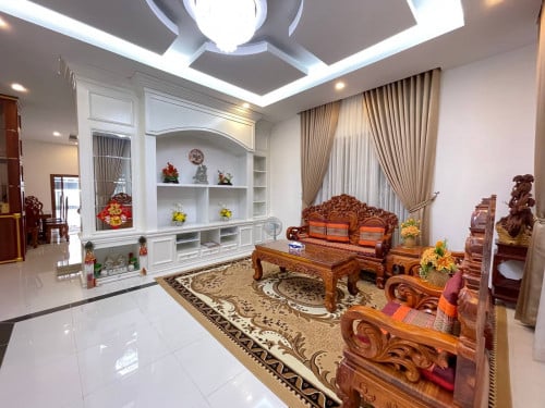 វីឡាភ្លោះសំរាប់ជួលនៅបុរី វិមានភ្នំពេញ គម្រោង8(ផ្លូវ598)