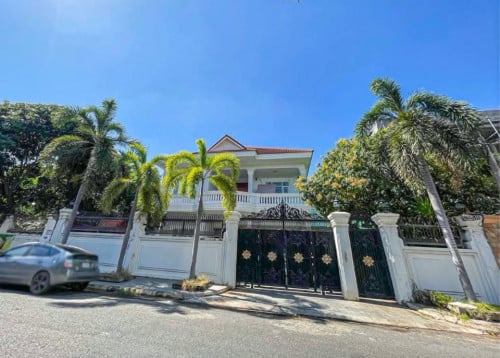 Villa For Rent In Toul Kork