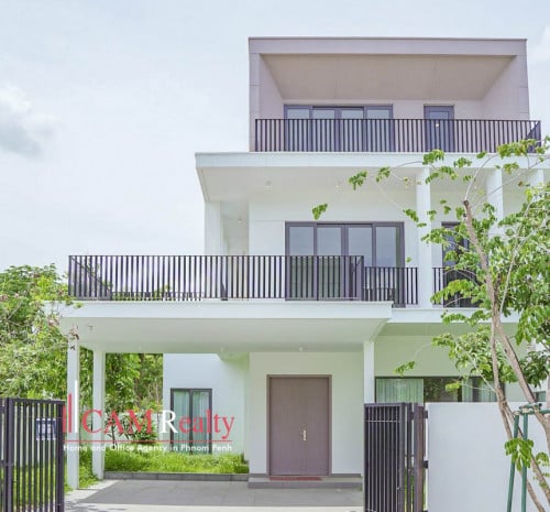 Villa Udom For Rent - 单栋别墅出租