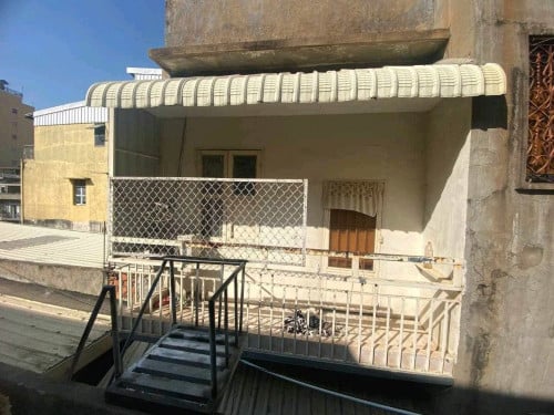 ផ្ទះជាន់លើលក់បន្ទាន់