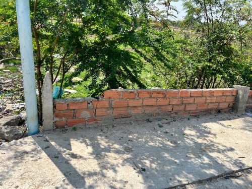 ជីសម្រាប់ លក់ នៅផ្លូវជាតិ លេខ 3 គីឡូ ម៉ែត្រ18 ចូលតាម ភ្លោងទ្វារវត្ត គោកខ្សាច់