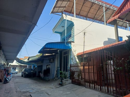 🏦House Available for Urgent Sale at a Special Price (Negotiable).