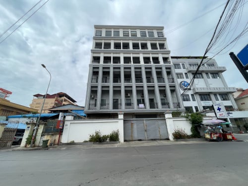 Building apartment for rent