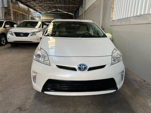 Toyota Prius 2013 option 3