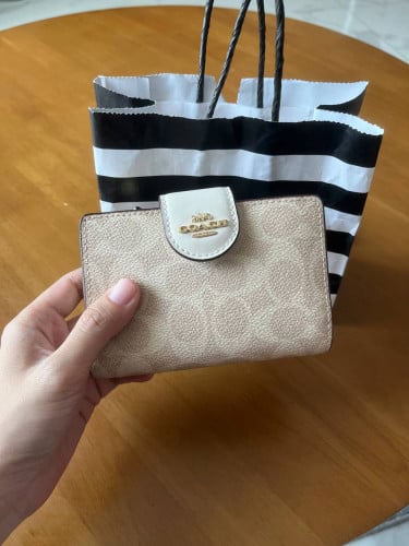 COACH wallet កាបូបដៃម៉ាកCoach (ថ្មី)