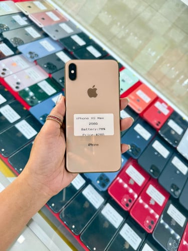 iPhone XS Max  256G ​​ ដូរថ្ម​ មួយទឹក​អាមេរិក​