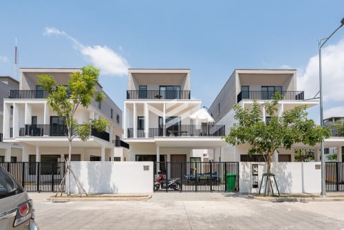 បុរី ចន្ទគីរី-វីឡាខ្លឹមសម្រាប់លក់នៅជិតផ្សារអុំីអន 📍