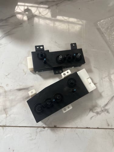 ជរ័គំរបកៅអី និង តុងតាក់កៅអីឆ្វេង មានលក់និងតម្លើងនៅ ASC