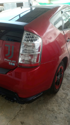រថយន្ត Pruise 07 full option ម្ចាស់ដើម