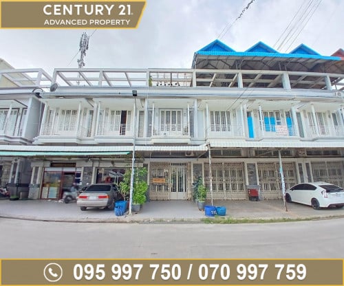 🏘 ​វីឡាកូនកាត់ (LH) ក្នុងបុរី ជេ&ស៊ី (J&C) ជិតផ្សារឈូកមាស ត្រូវការលក់បន្ទាន់ខ្លាំង