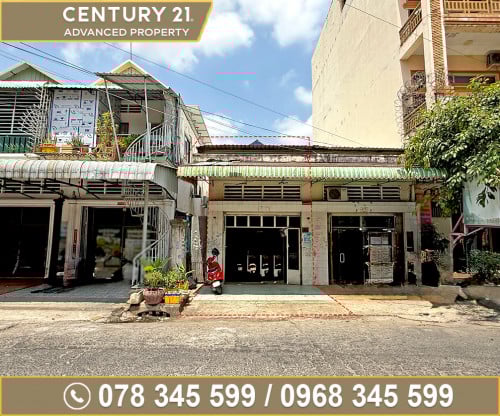 🏠ផ្ទះល្វែង(ខាង) នៅជិតផ្សារជីបម៉ុងសំណង់12 ខណ្ឌទួលគោក ត្រូវការលក់បន្ទាន់ខ្លាំង