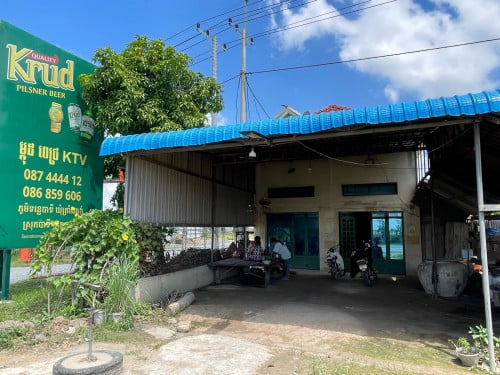 ផ្ទះលក់នៅជាប់ផ្លូវជាតិលេខ2