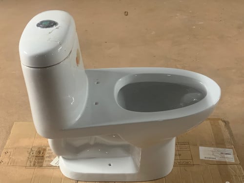 លក់បង្គន់/ការ៉ូ(Selling : Toilet/Tile), SR.