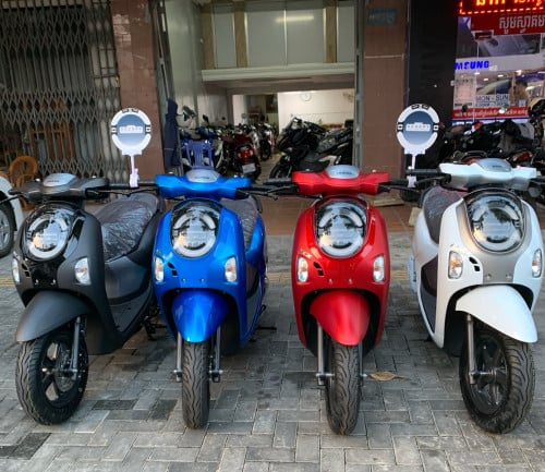 វៃដូរបង់រំលស់ថែមមួយឈុតHONDA SCOOPY ស្មាតឃី 2025 ថ្មីក្រុមហ៊ុន100%